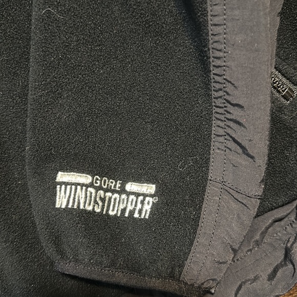 The North Face Men’s Black Wind-stopper Jacket - Size Medium - Picture 6 of 12